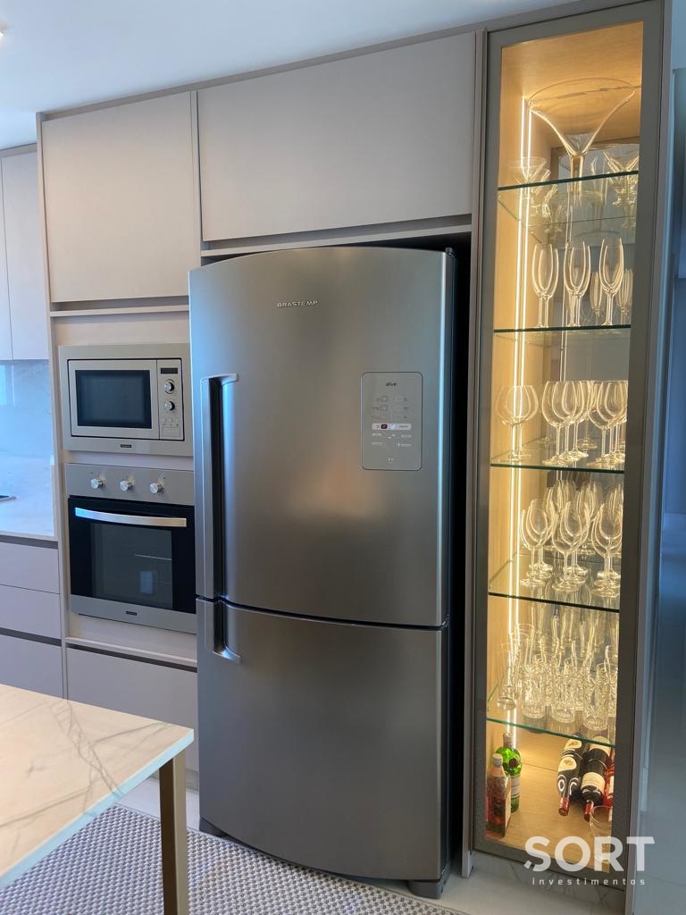 Cozinha Apartamento Vista Mar para Locação no Edifício Falcon Tower