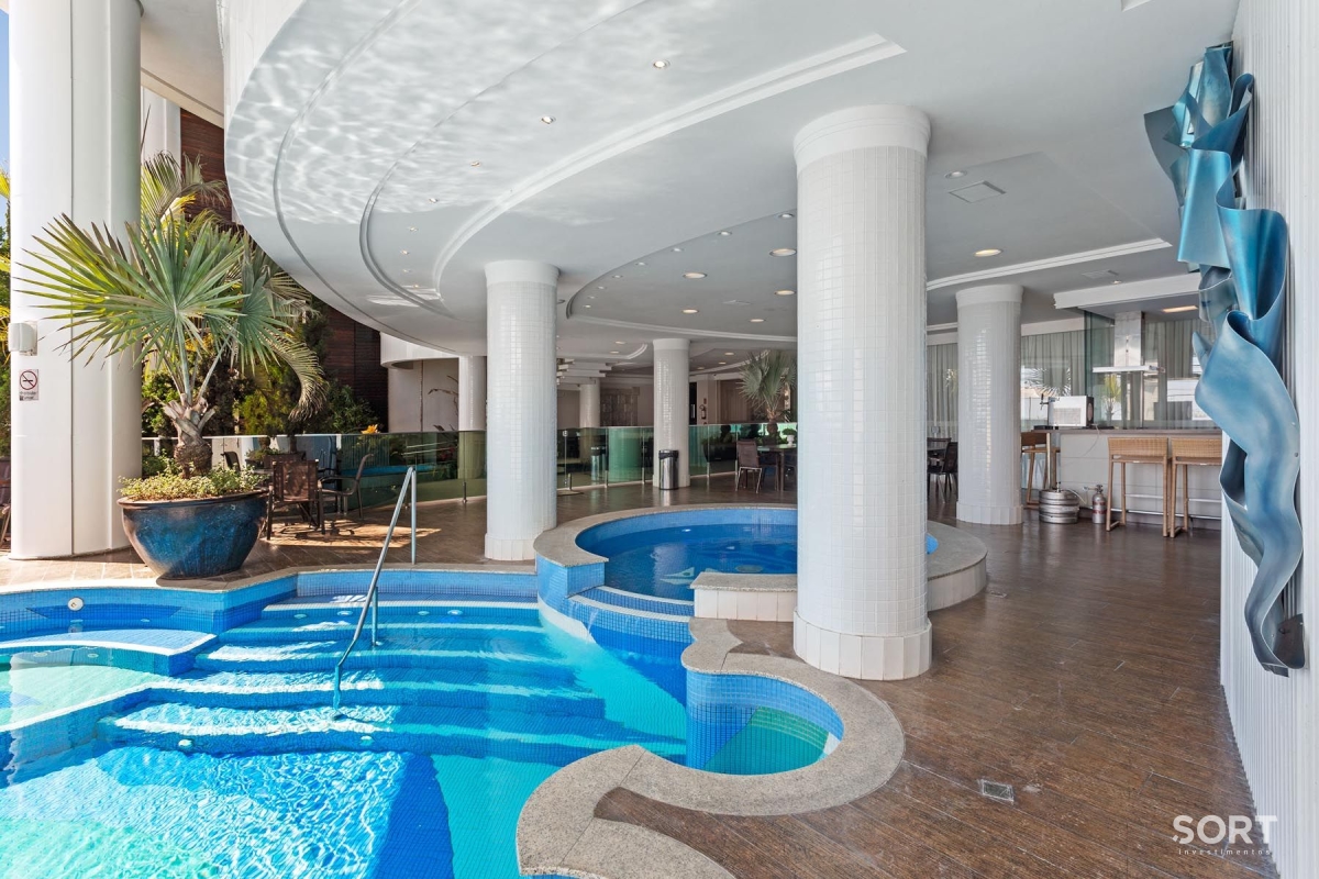 Piscina Ocean Palace