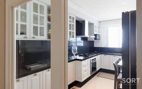 Cozinha Apartamento Vista Mar no Edifício Acqualina Residence