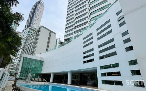 Piscina Torre Atlântica