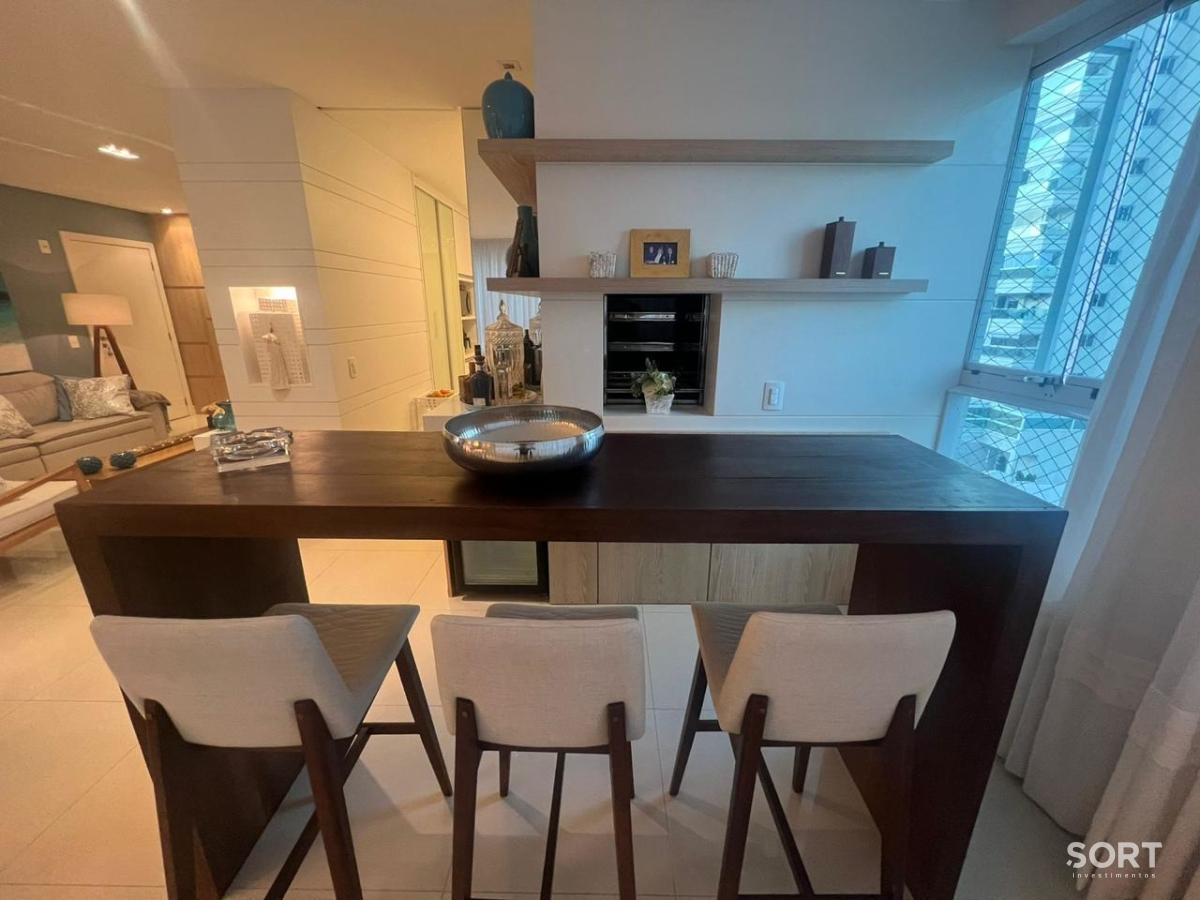 Bancada Apartamento Mobiliado na Barra Norte Edifício Torre de Mônaco
