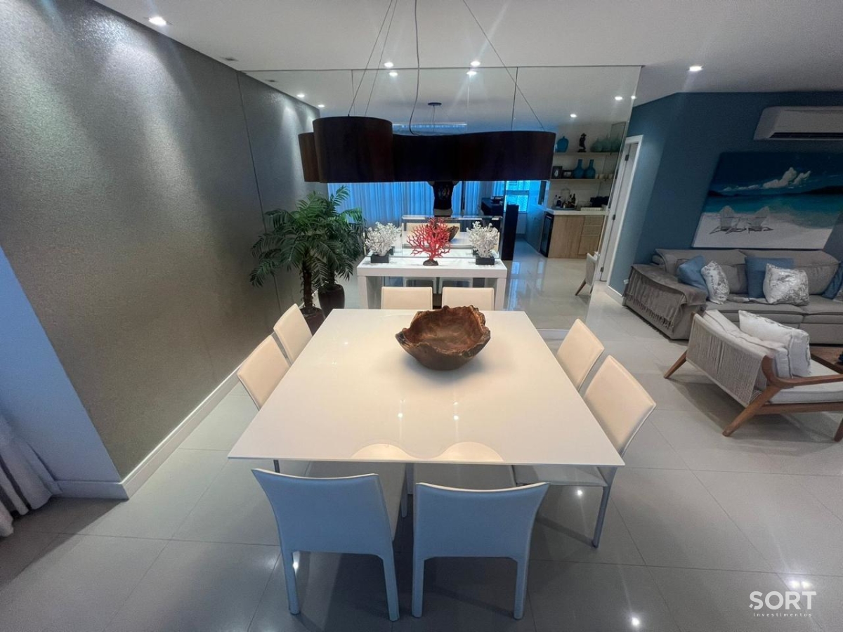 Sala de Jantar Apartamento Mobiliado na Barra Norte Edifício Torre de Mônaco