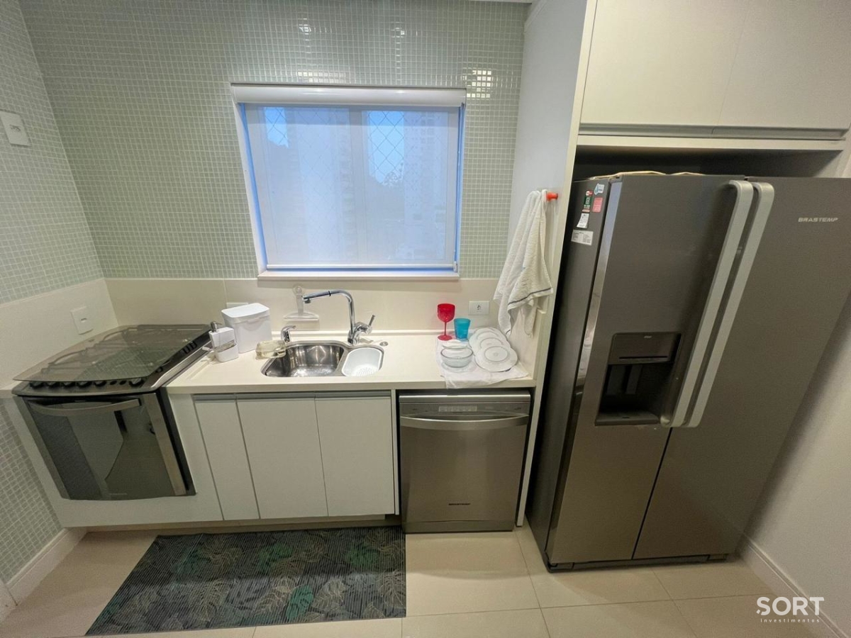 Cozinha Apartamento Mobiliado na Barra Norte Edifício Torre de Mônaco