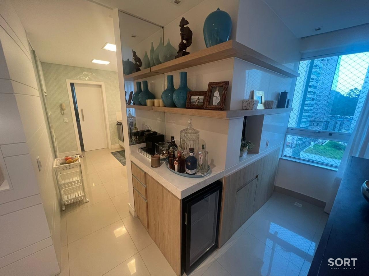 Apartamento Mobiliado na Barra Norte Edifício Torre de Mônaco