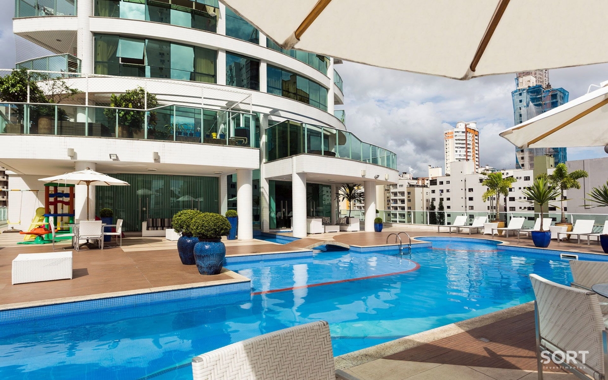 Piscina Dolce Vitta Residence
