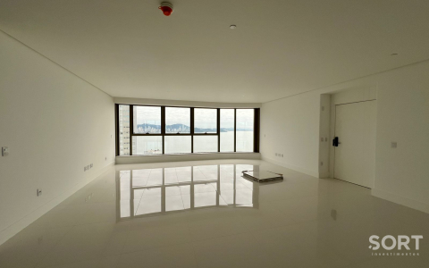 Apartamento Vista Mar no Edifício Yachthouse by Pinifarina