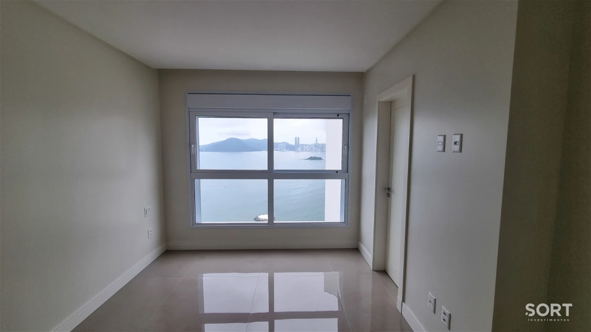 Suíte Apartamento Vista Mar na Barra Norte