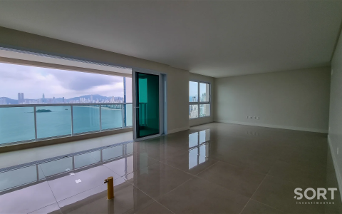 Sala de Estar Apartamento Vista Mar na Barra Norte