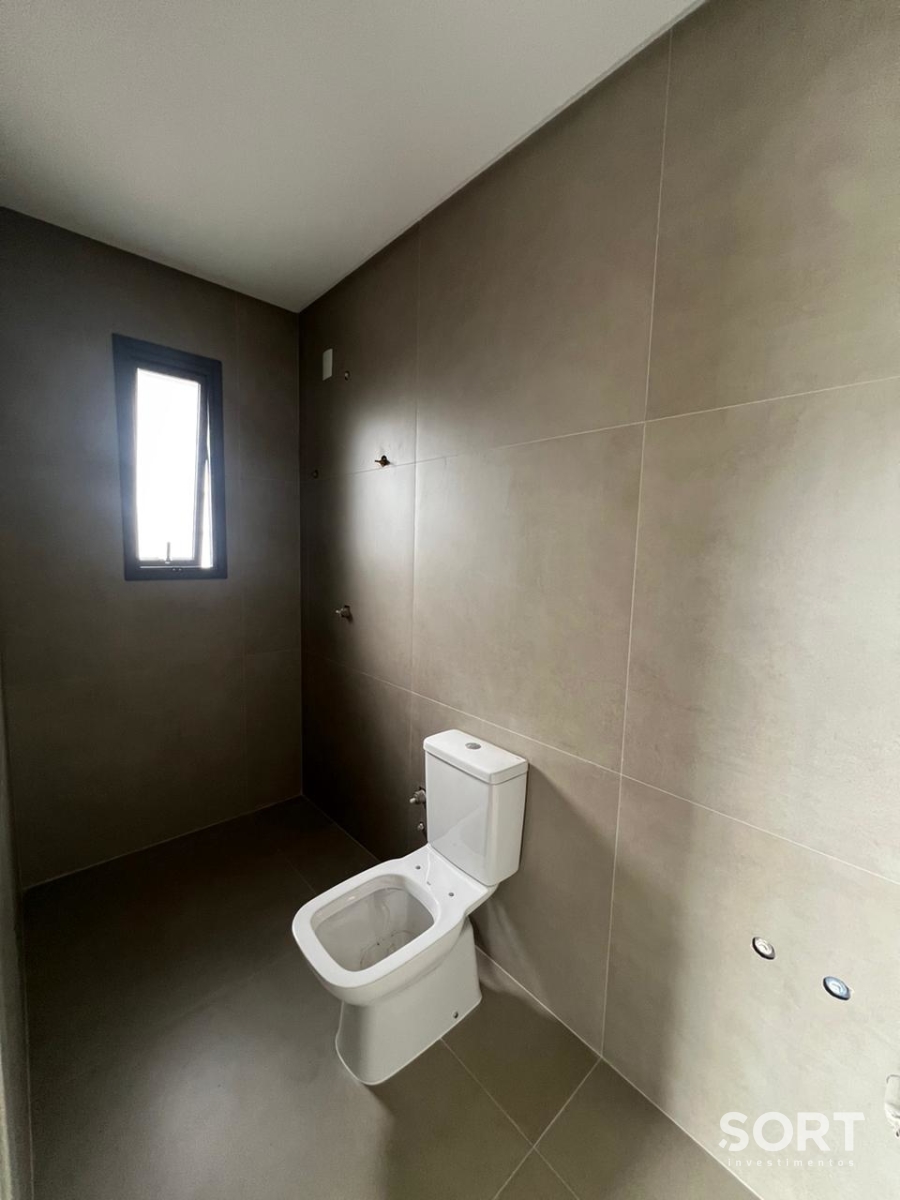 Apartamento na Barra Norte Edifício Empire