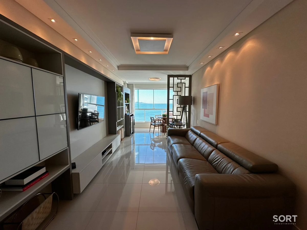 Sala de Estar Apartamento Vista Mar Edifício Villa Serena Home Club