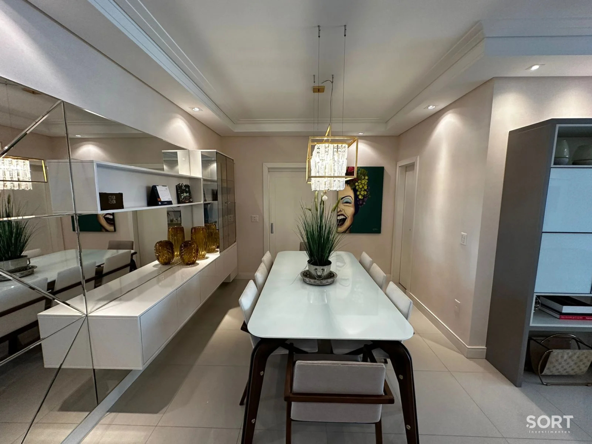 Sala de Jantar Apartamento Vista Mar Edifício Villa Serena Home Club