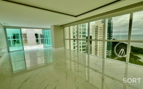 Living Apartamento Cobertura Quadra mar no Edifício Skyline Tower