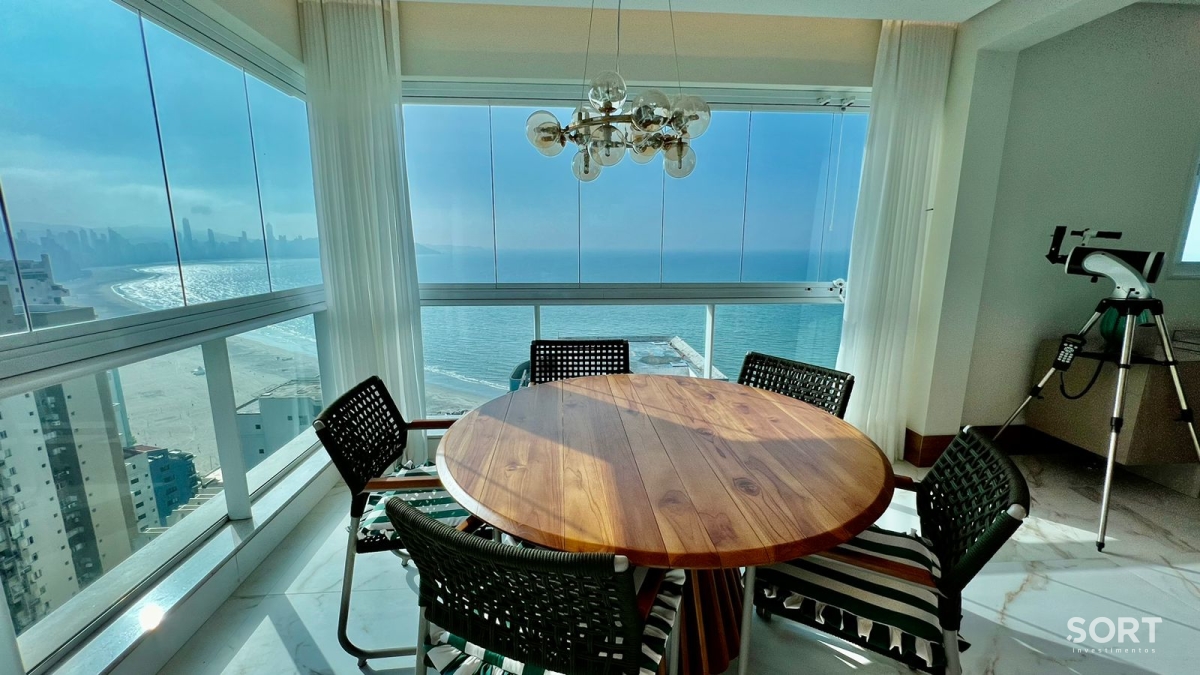 Vista Mar Apartamento Quadra Mar no Edifício Luar Biasa