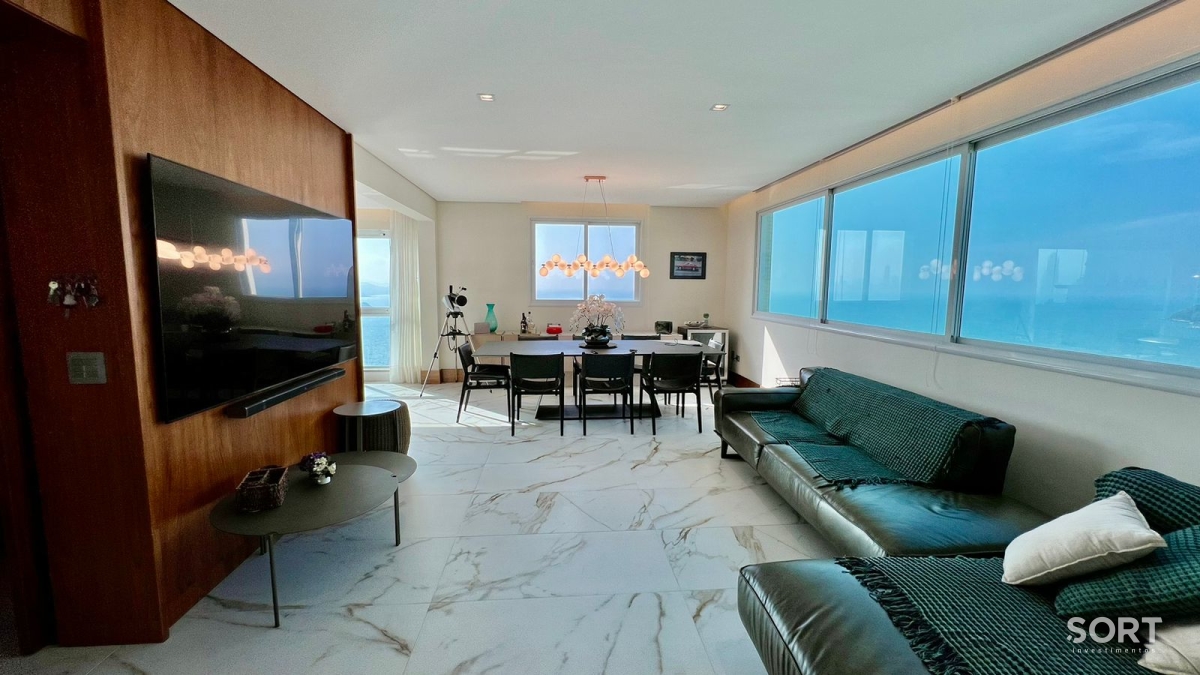 Sala de Estar Apartamento Quadra Mar no Edifício Luar Biasa
