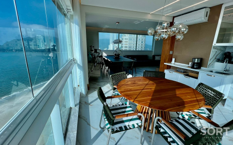 Sala de Jantar Apartamento Quadra Mar no Edifício Luar Biasa Sala de Jantar Apartamento Quadra Mar no Edifício Luar Biasa
