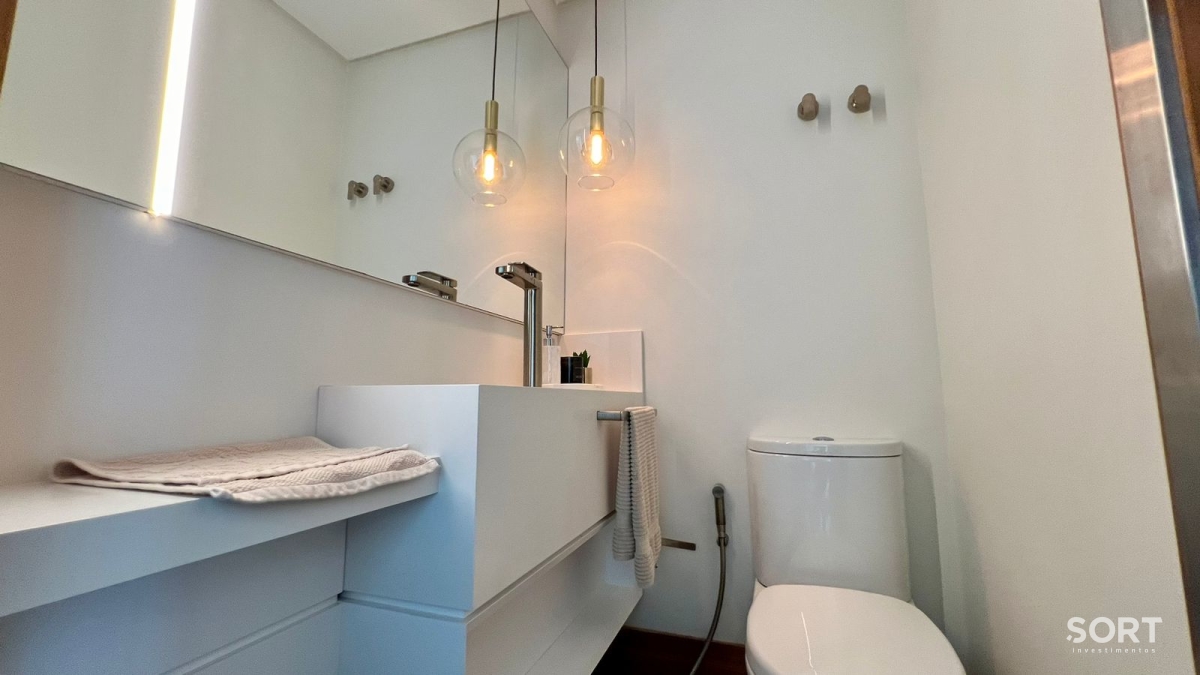 Lavabo Apartamento Quadra Mar no Edifício Luar Biasa