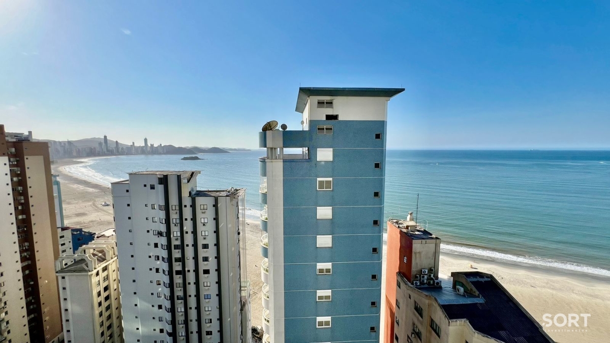 Apartamento Vista Mar no Edifício Luar Biasa