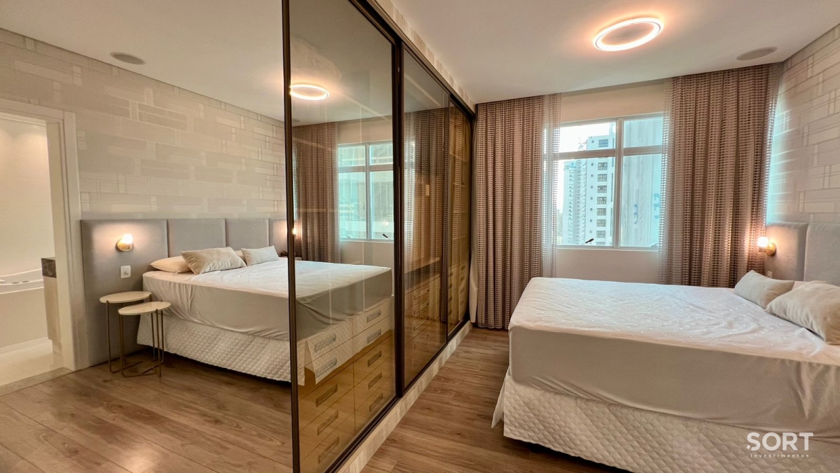 Suíte Master Apartamento Vista Mar no Edifício Luar Biasa