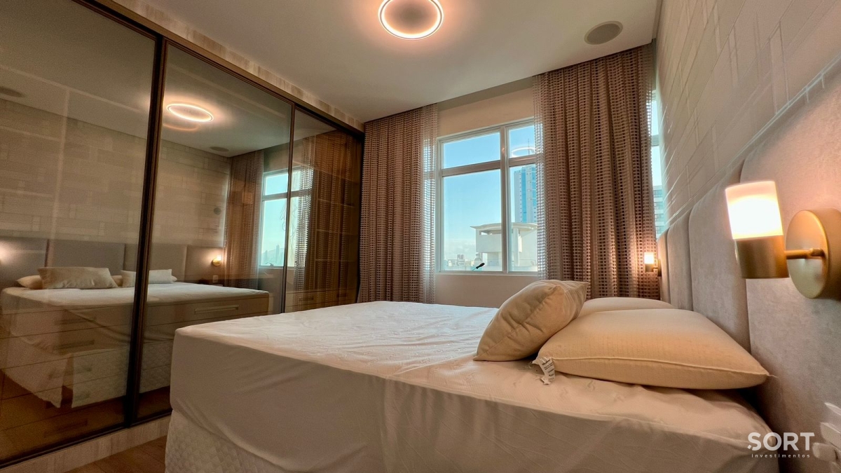 Suíte Master Apartamento Vista Mar no Edifício Luar Biasa