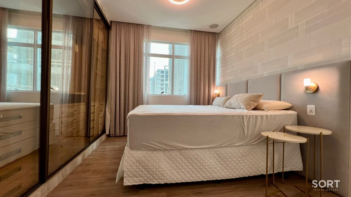 Suíte Master Apartamento Vista Mar no Edifício Luar Biasa