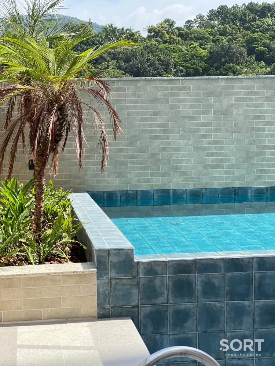 Piscina Las Brisas