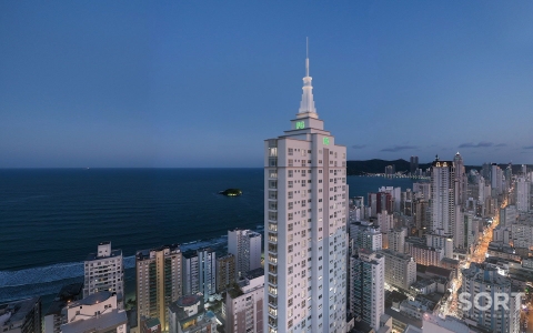 Pináculo Grand Place Tower