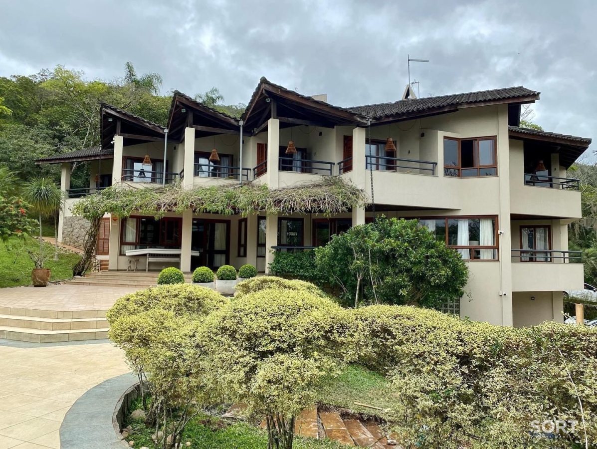 Casa Alto Padrão em Ratones, Florianópolis