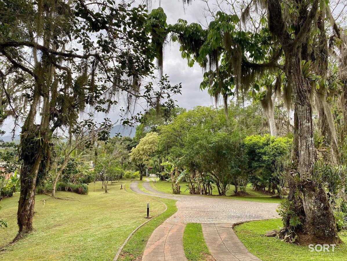 Casa Alto Padrão em Ratones, Florianópolis