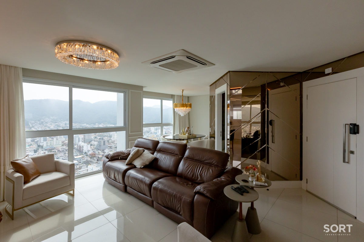 Apartamento Mobiliado no Edifício Falcon Tower