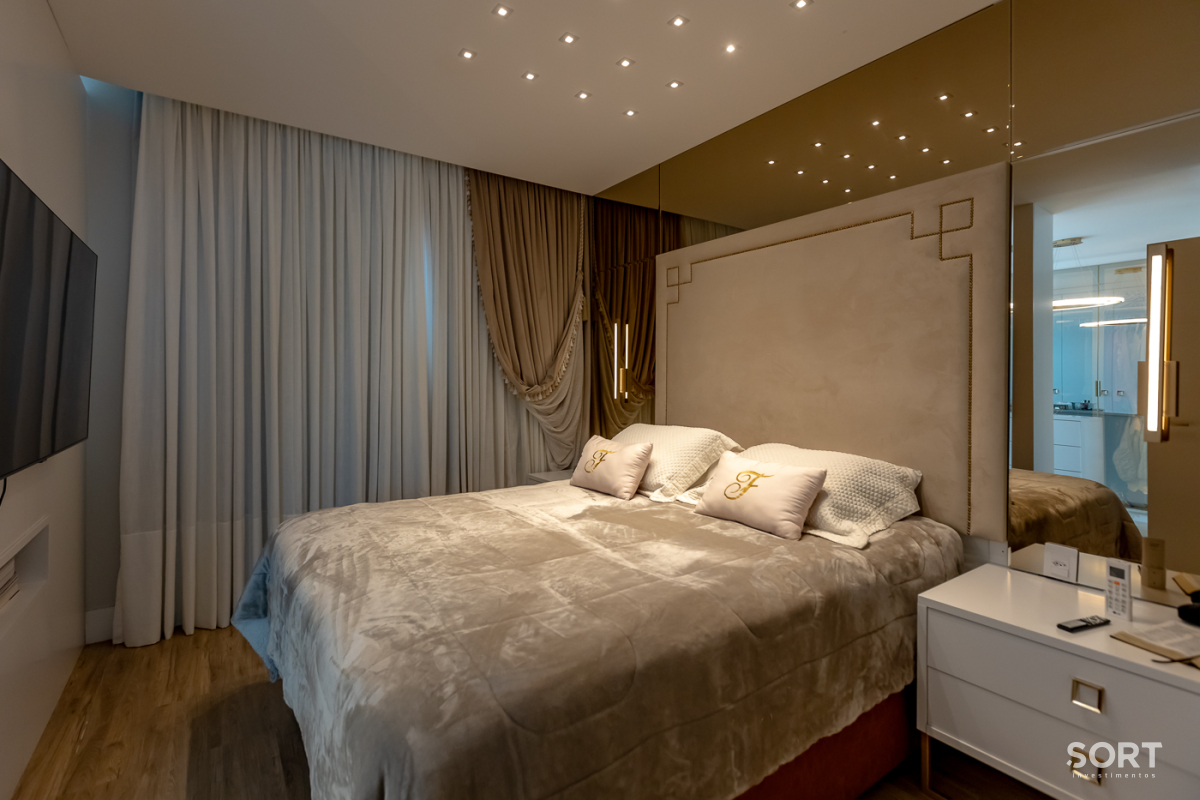Apartamento Mobiliado no Edifício Falcon Tower