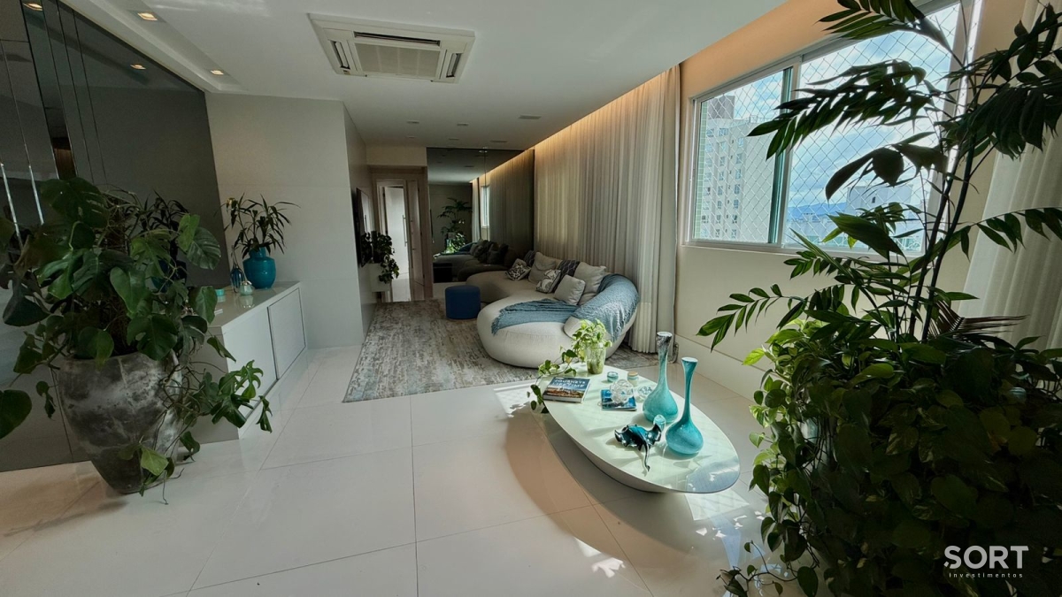 Apartamento no Ed. Elegance Tower com 150m² na Barra Sul em Balneário Camboriú