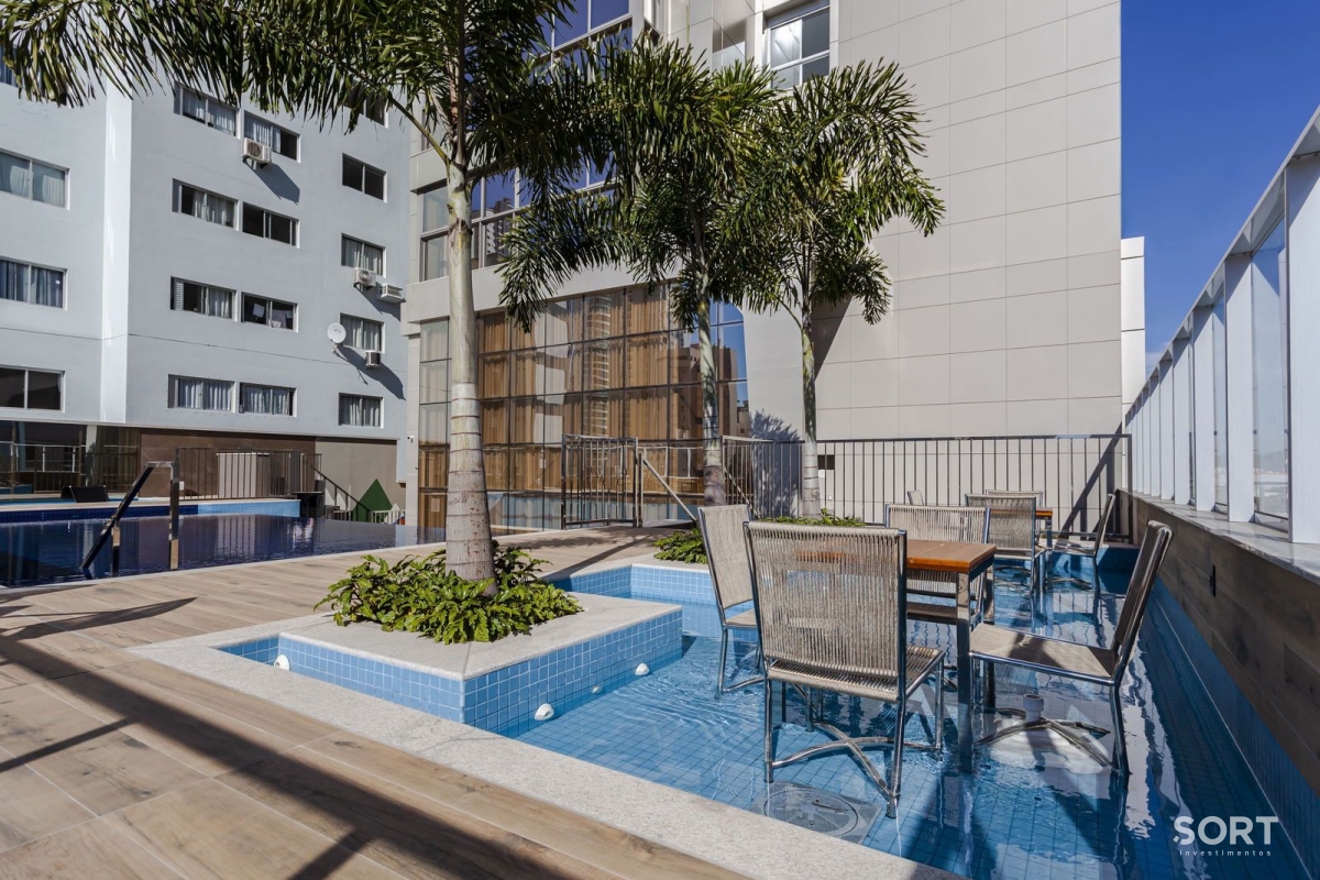 Apartamento à venda no Ed. Ocean Breeze com 167 m² no Centro de Balneário Camboriú