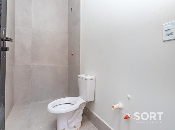 Casa no Condomínio Reserva com 3 Suítes, 4 vagas de garagem, piscina  em Balneário Camboriú