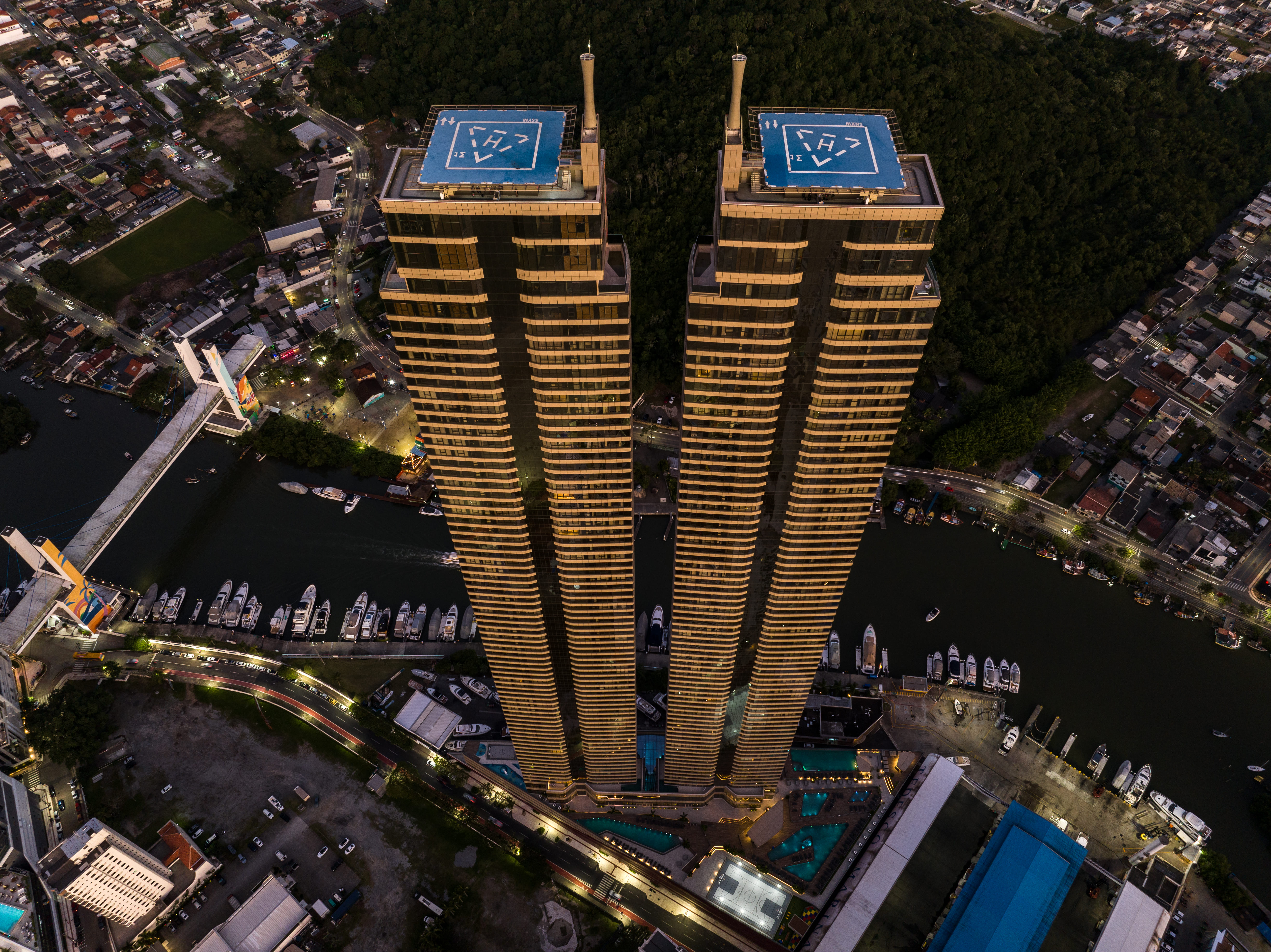 Yachthouse Balneário Camboriú: Luxo e Sofisticação