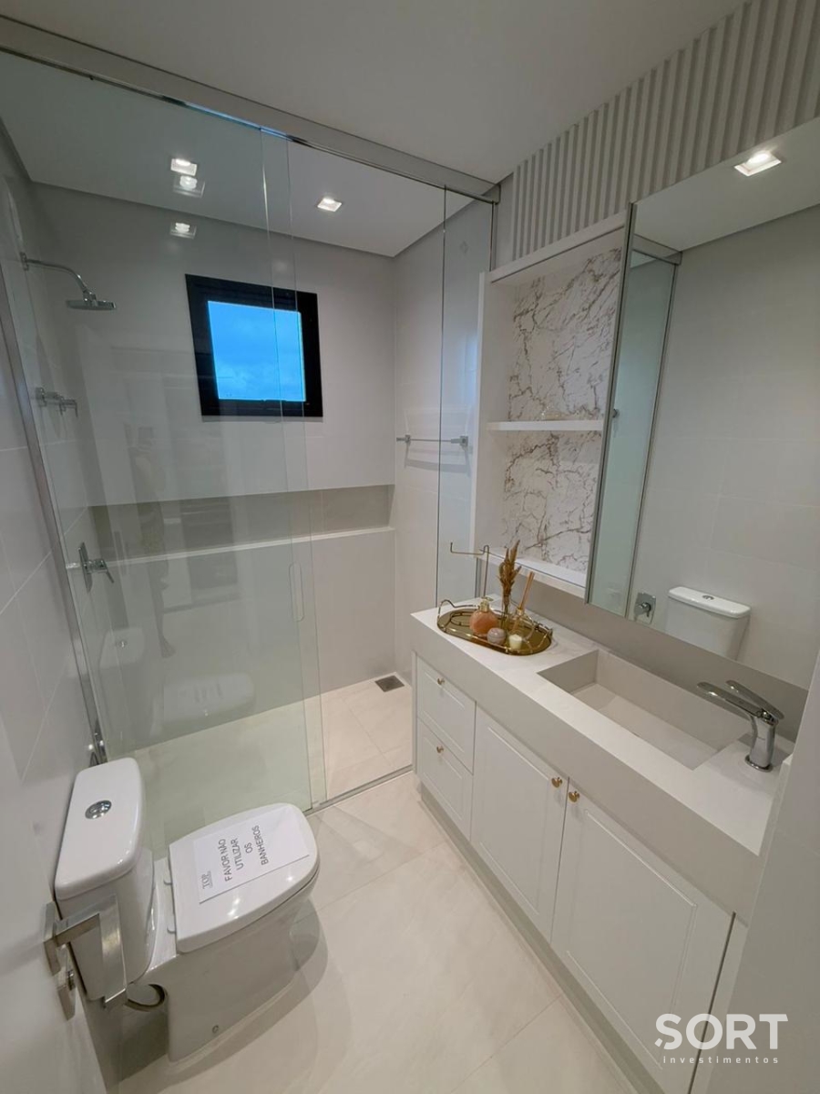 Apartamento no edifício Tesla Residencial mobiliado em Balneário Camboriú