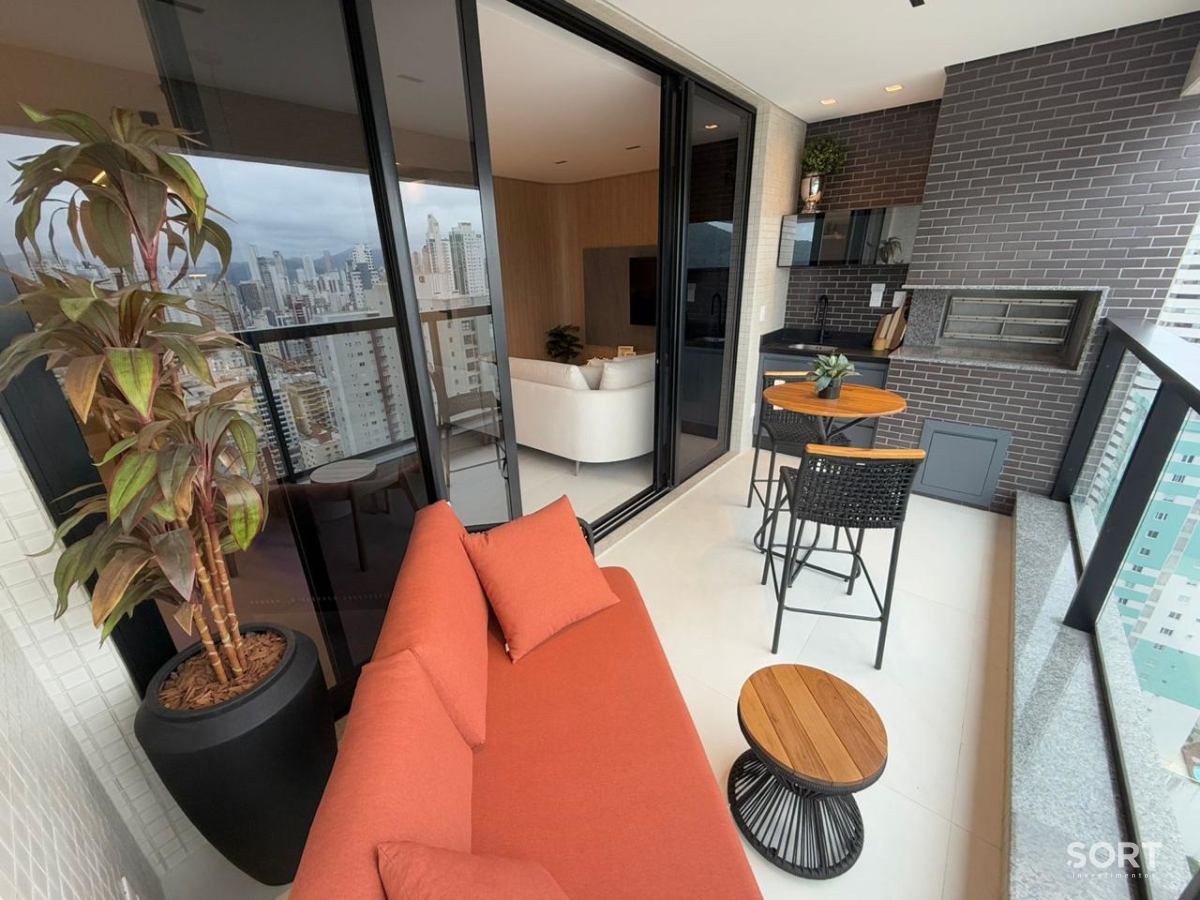 Apartamento no edifício Tesla Residencial mobiliado em Balneário Camboriú