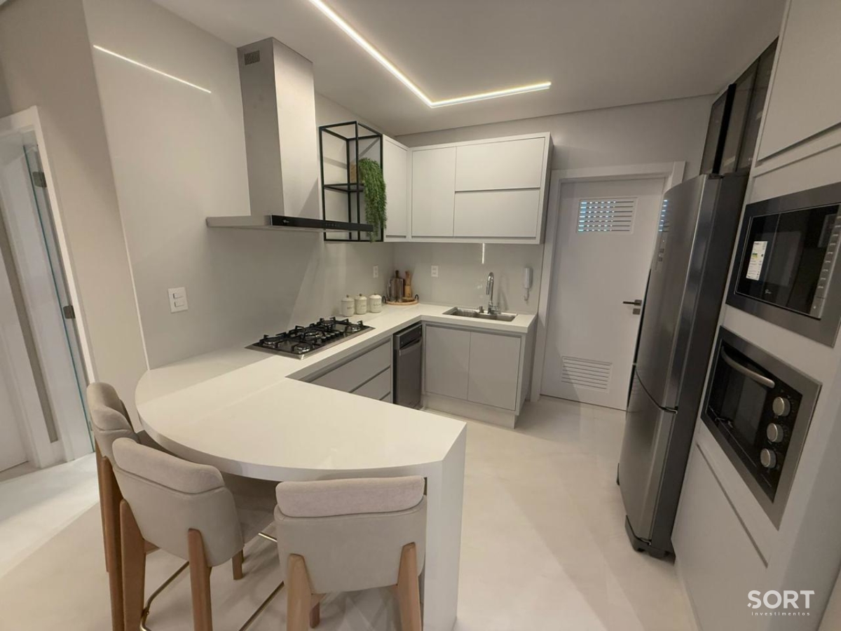 Apartamento no edifício Tesla Residencial mobiliado em Balneário Camboriú