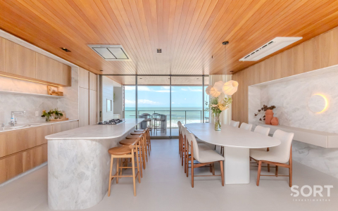 Apartamento frente mar na Praia Brava