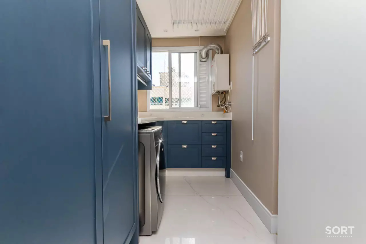 Cobertura Duplex no edifício Porto di Bari com piscina privativa