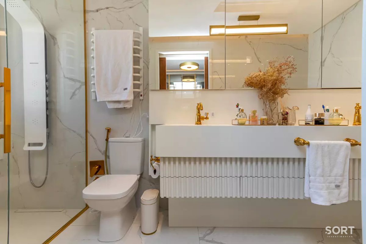 Cobertura Duplex no edifício Porto di Bari com piscina privativa