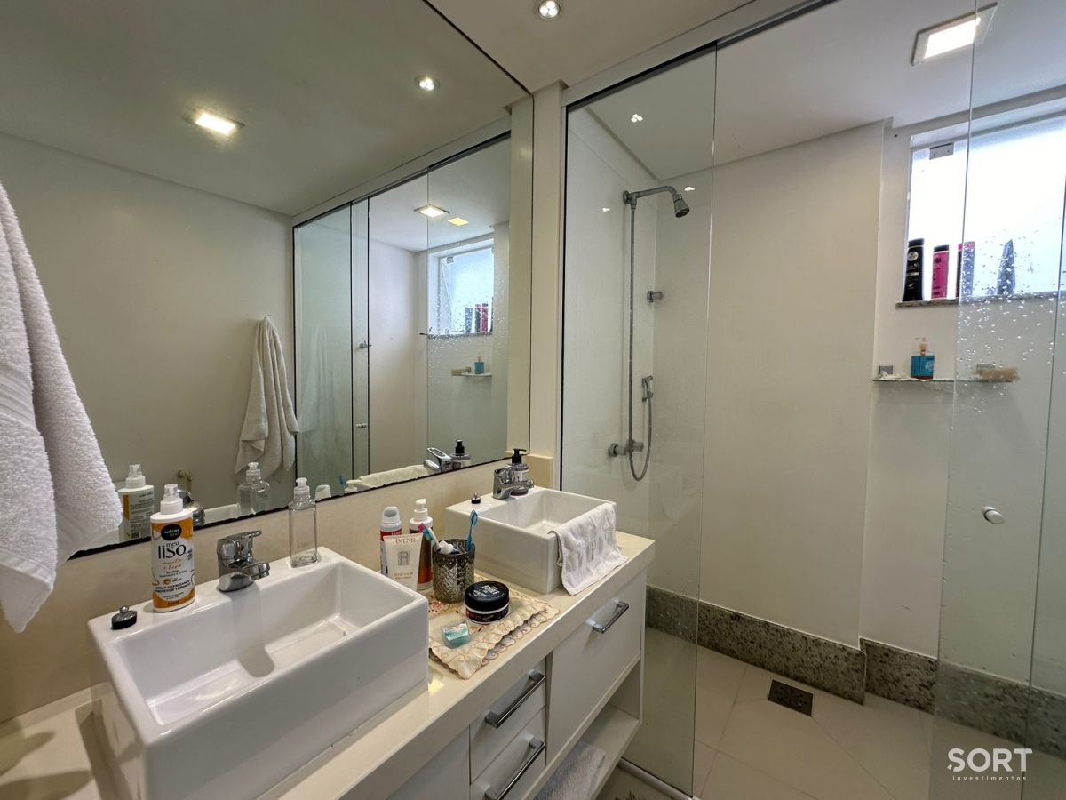 Suíte Apartamento no Edifício Palma de Mallorca quadra mar