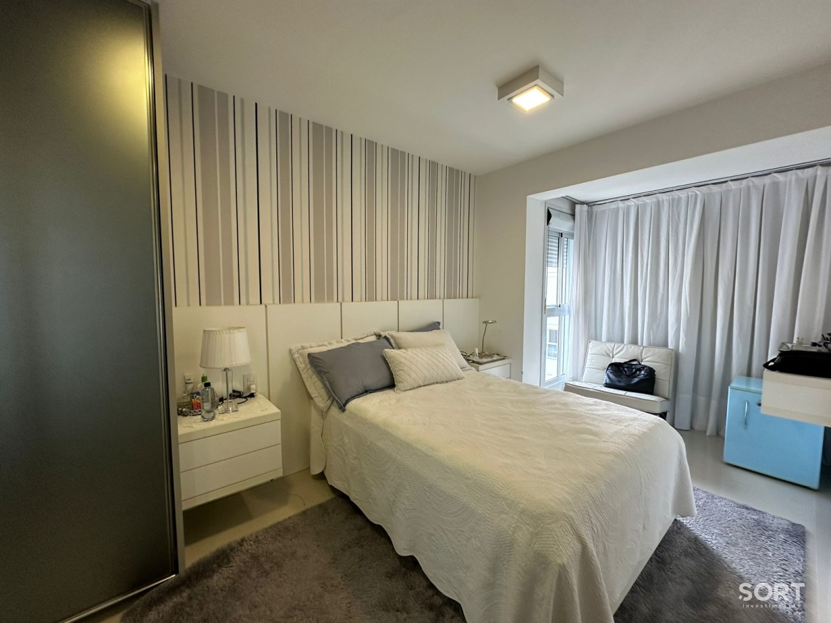 Suíte Apartamento no Edifício Palma de Mallorca quadra mar