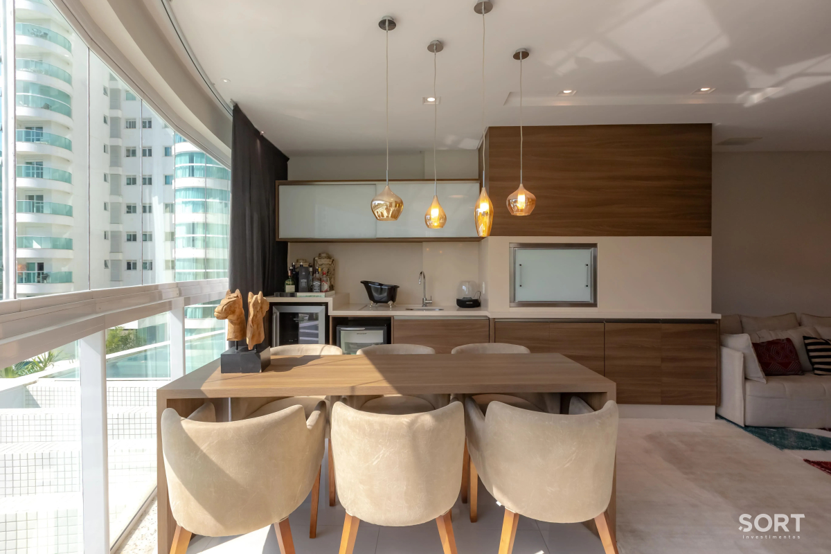 Sala de jantar apartamento-no-edificio-brava-beach-mobiliado-e-decorado