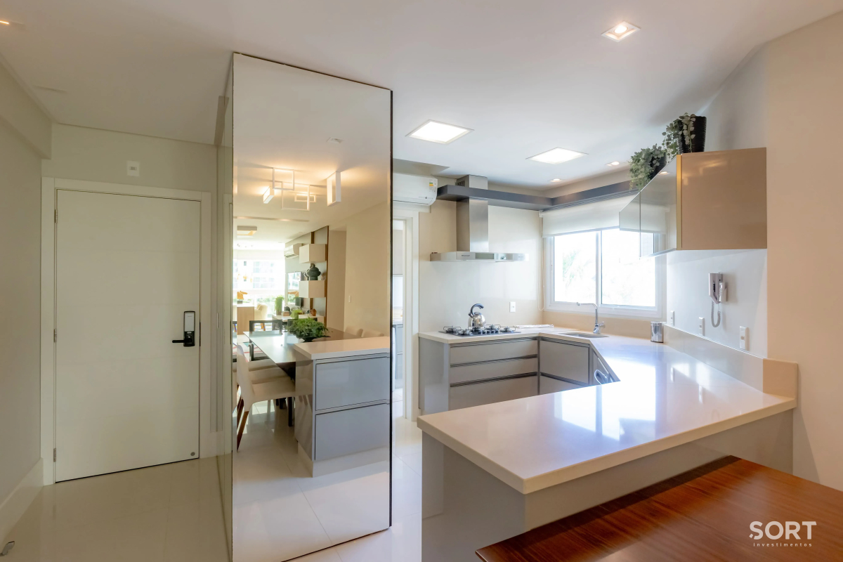 Cozinha apartamento-no-edificio-brava-beach-mobiliado-e-decorado