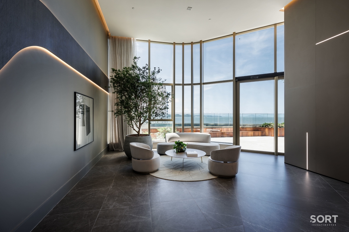 Vista do hall de entrada Yachthouse by Pininfarina
