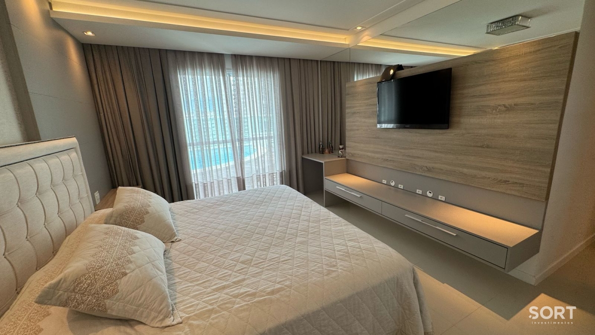 Suíte Apartamento no Edifício Bosque Belcanto quadra mar