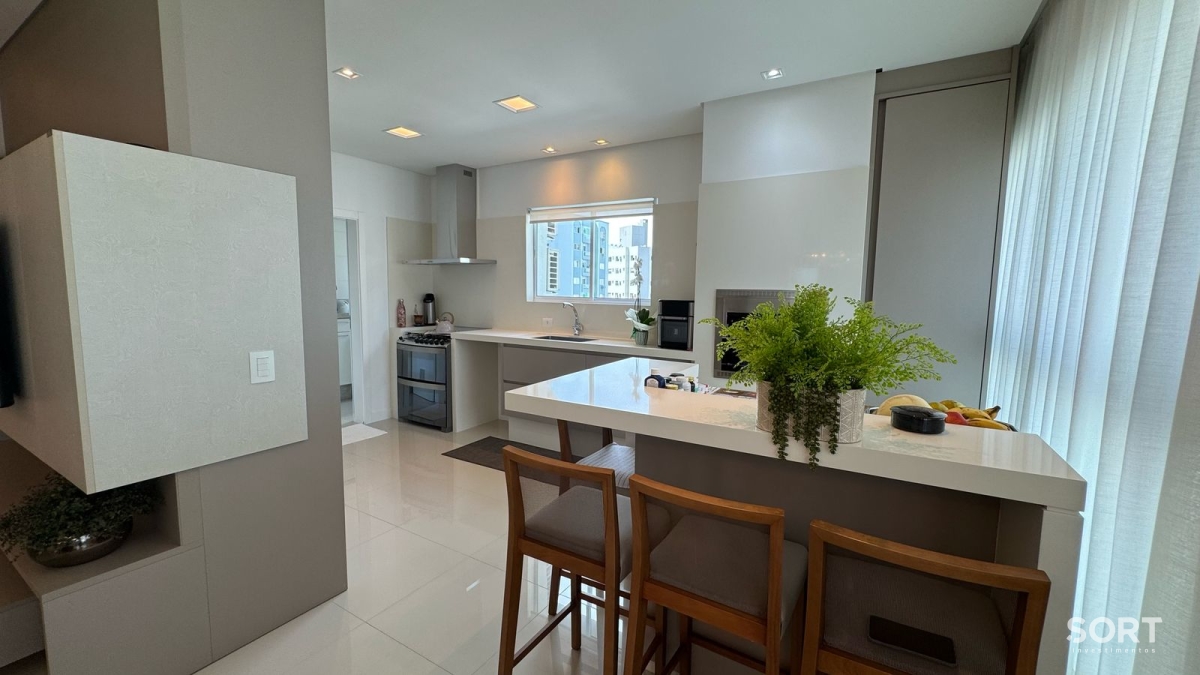 Cozinha Apartamento no Edifício Bosque Belcanto quadra mar