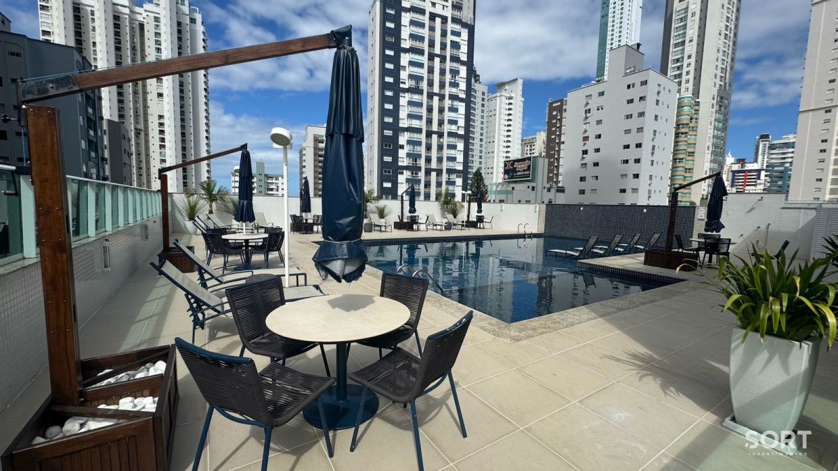Área externa do edifício Apartamento no Edifício Bosque Belcanto quadra mar