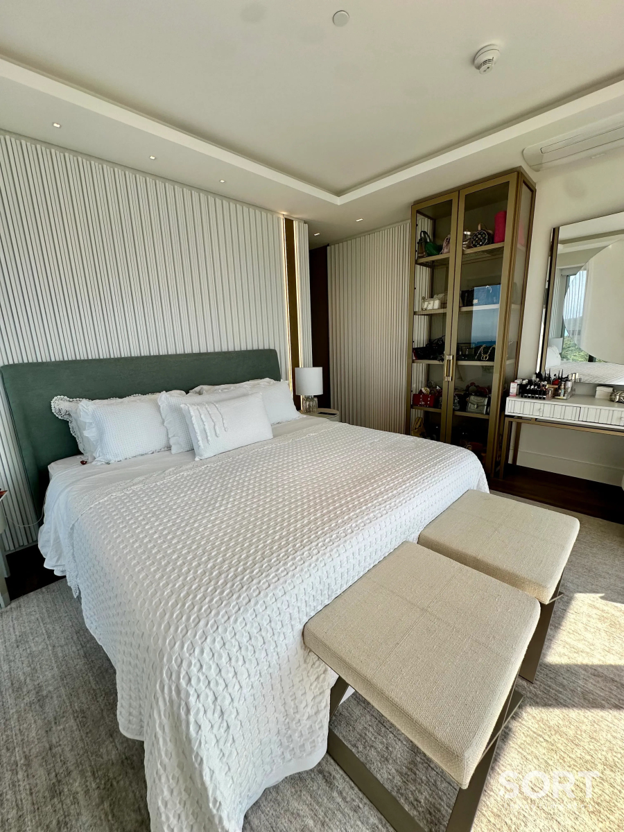 Suíte Apartamento no Edifício Yachthouse by Pinifarina em Balneário Camboriú