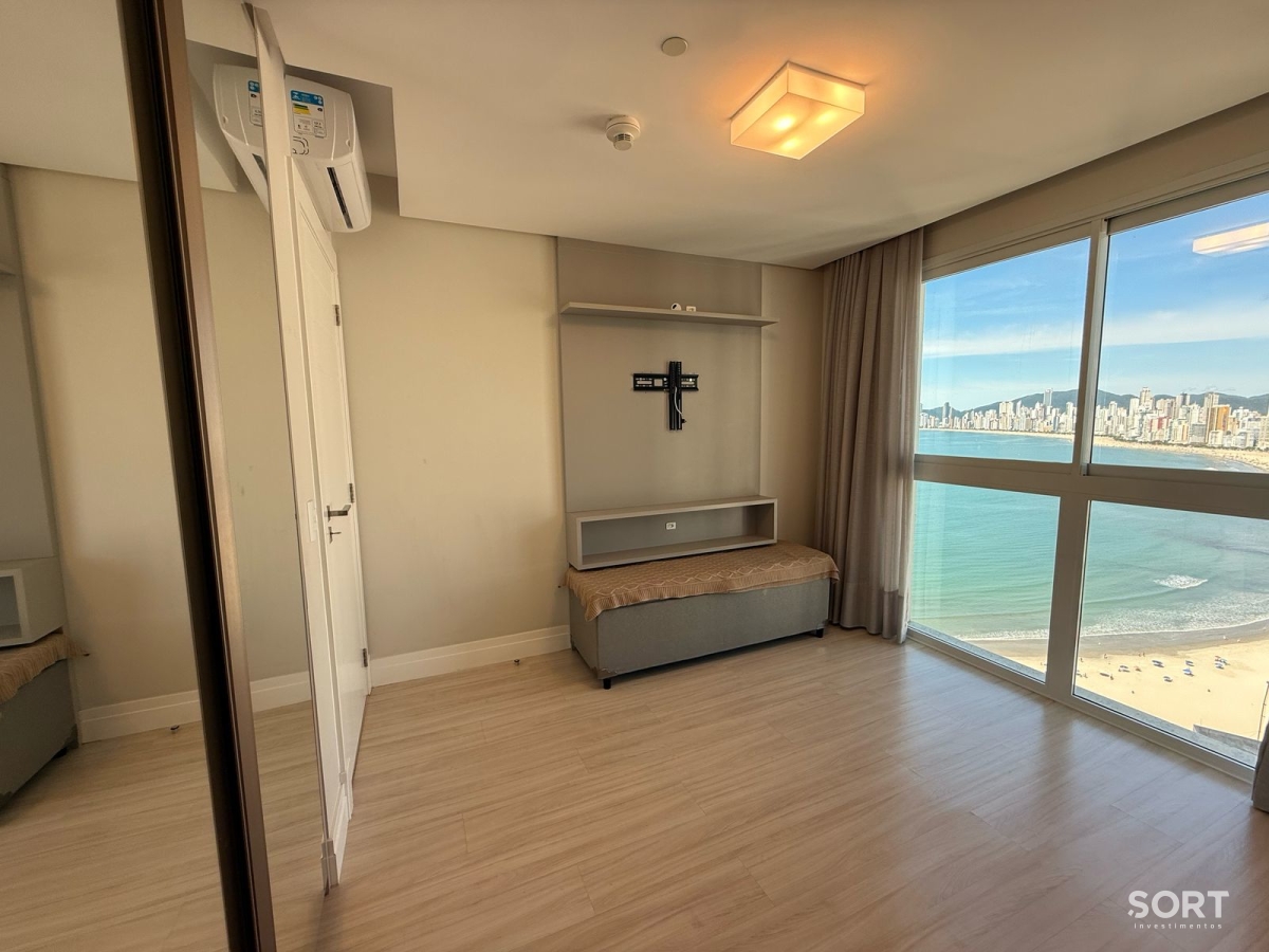 Apartamento no Edifício Infinity Coast mobiliado